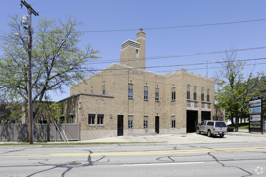 75 W Walton Ave, Muskegon, MI à vendre - Photo du bâtiment - Image 2 de 3