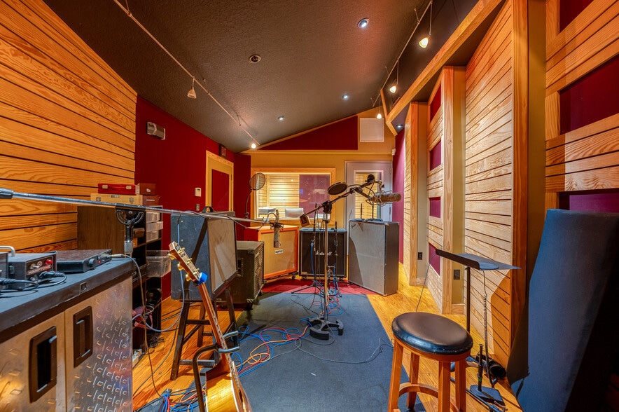 2250 N Volusia Ave, Orange City, FL for sale - Interior Photo - Image 3 of 26