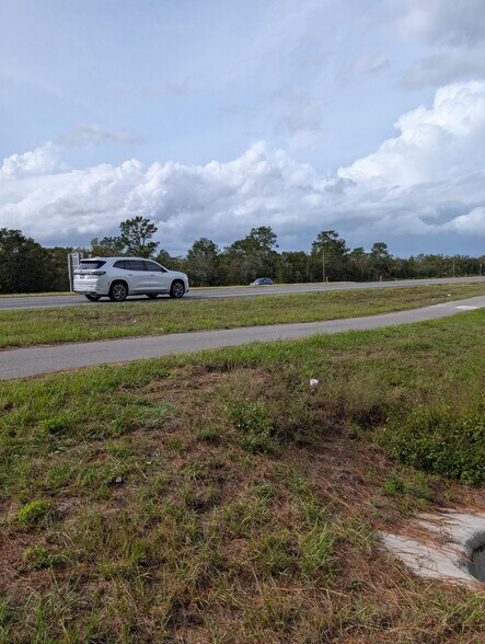 9115 S Suncoast Blvd, Homosassa, FL à vendre - Photo du bâtiment - Image 3 de 9