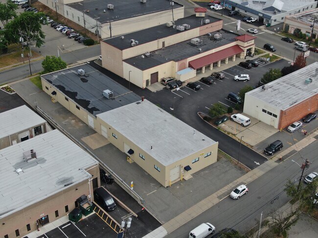 Plus de détails pour 20 Industrial St W, Clifton, NJ - Industriel à louer