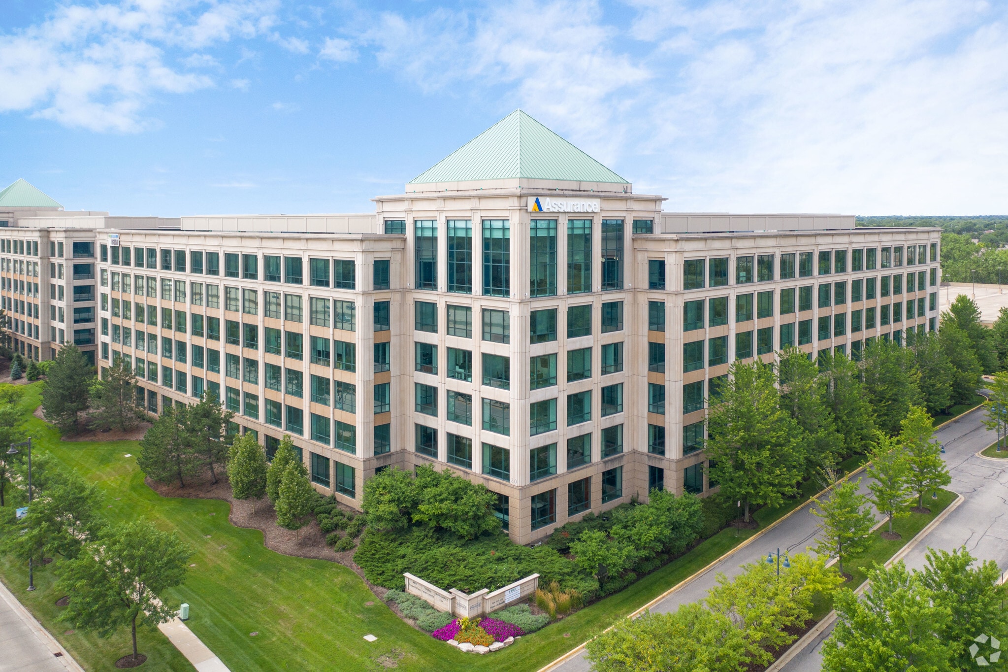 20 N Martingale Rd, Schaumburg, IL for lease Primary Photo- Image 1 of 20