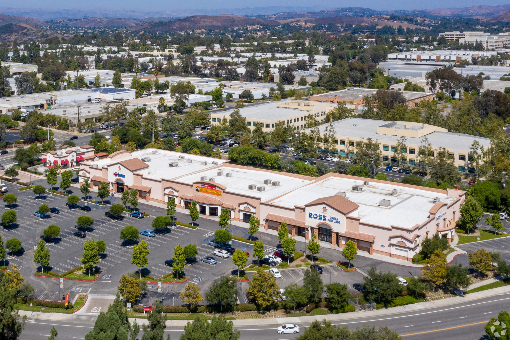 2665-2700 W Hillcrest Dr, Newbury Park, CA for sale Primary Photo- Image 1 of 1