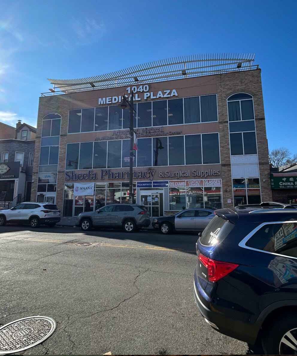 1040 Main St, Paterson, NJ à louer Photo du bâtiment- Image 1 de 4