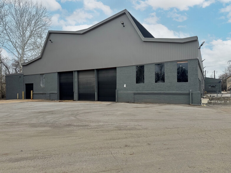 1304 Conshohocken Rd, Conshohocken, PA for lease - Primary Photo - Image 3 of 21