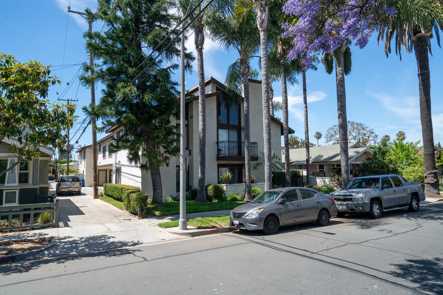 729 Freeman Ave, Long Beach, CA for sale - Building Photo - Image 2 of 11