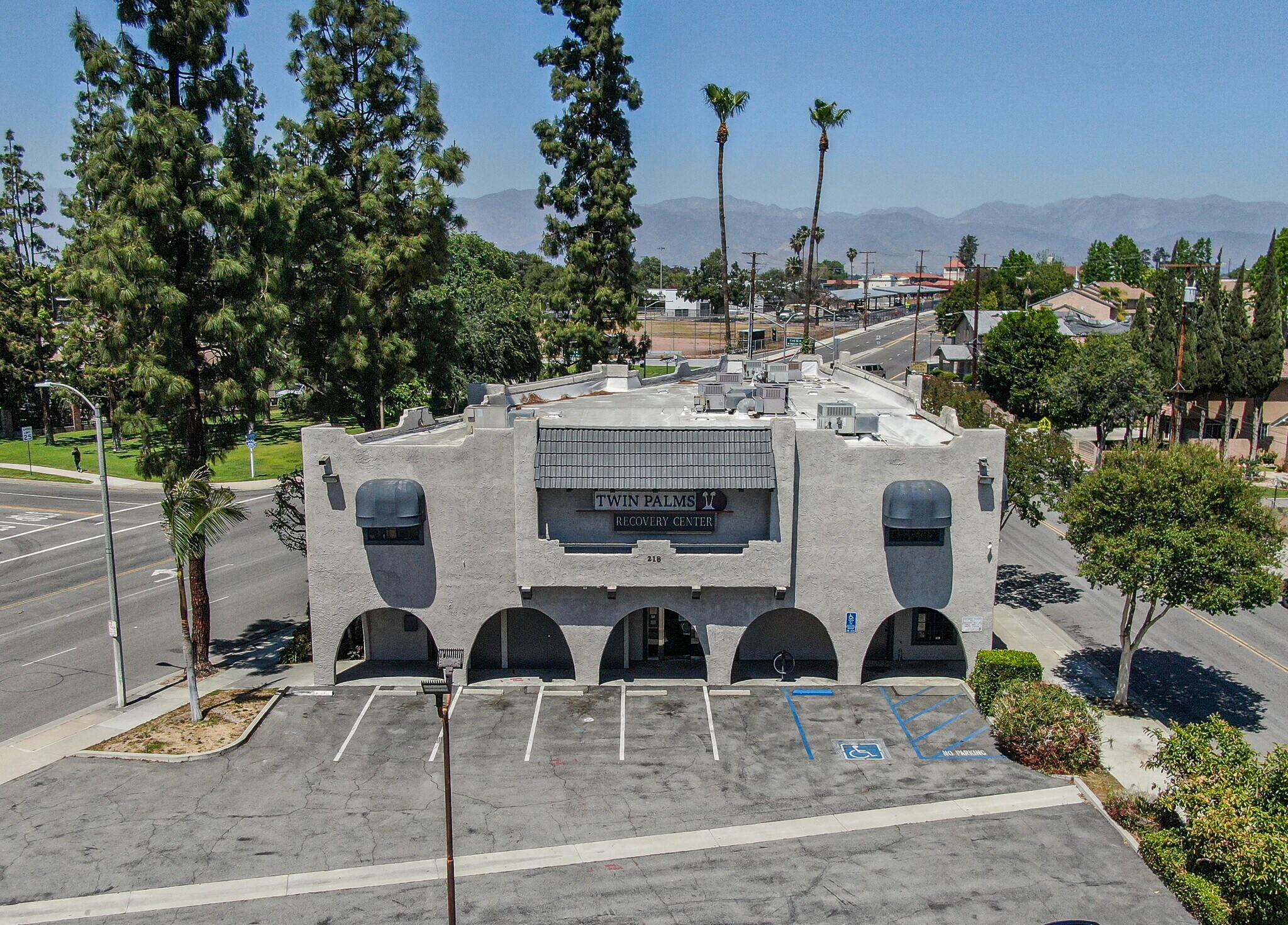 218 Glendora Ave, La Puente, CA à vendre Photo principale- Image 1 de 66