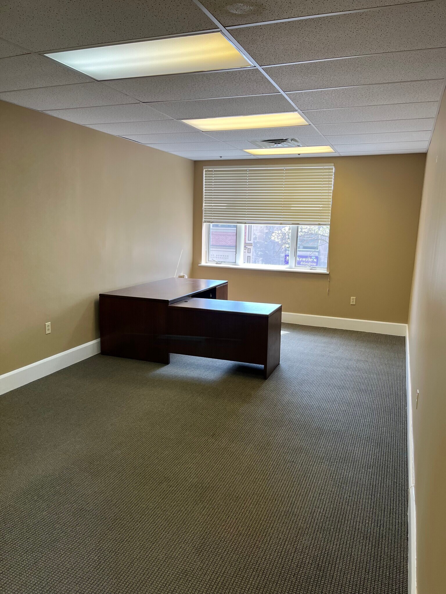 144-156 E Liberty St, Wooster, OH for lease Interior Photo- Image 1 of 4