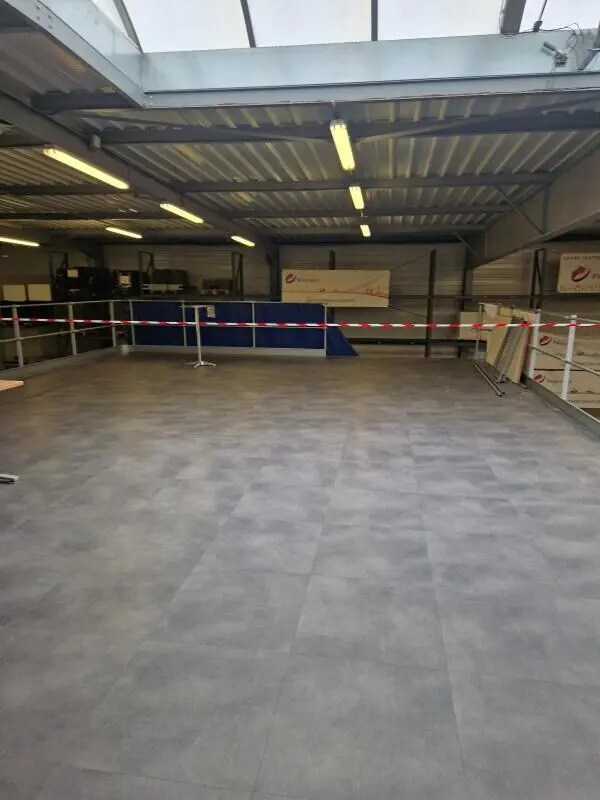 Office in Taverny for lease Interior Photo- Image 1 of 9