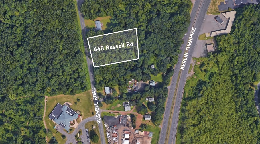 648 Russell Rd, Wethersfield, CT for sale - Primary Photo - Image 1 of 5