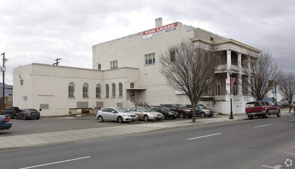 202 N Central Ave, Medford, OR à louer - Photo du bâtiment - Image 3 de 3