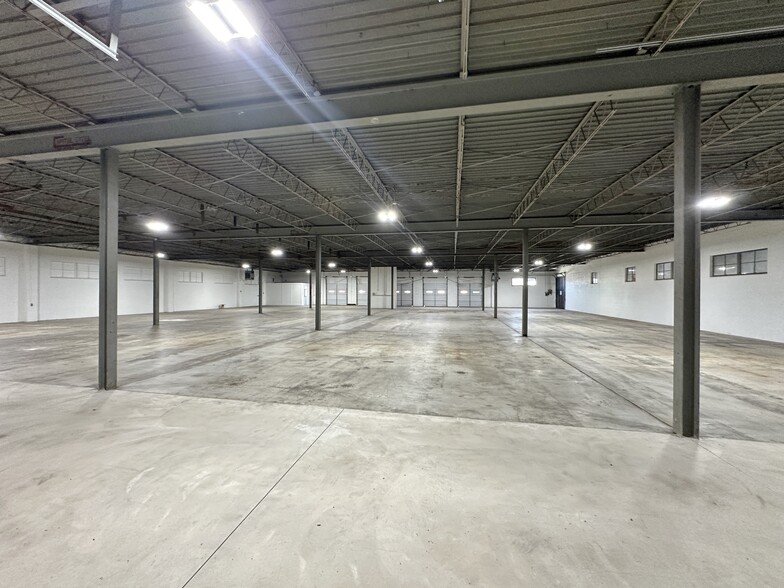 4600 N Cooper Ave, Oklahoma City, OK for lease - Interior Photo - Image 2 of 9
