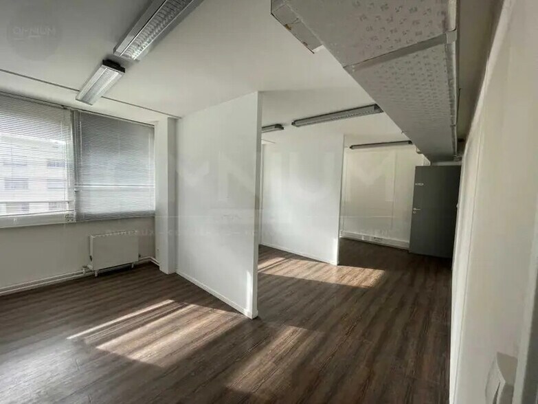 Bureau dans Villeurbanne à louer - Photo intérieure - Image 3 de 11