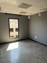 145 King St, Charleston, SC for lease Interior Photo- Image 2 of 5