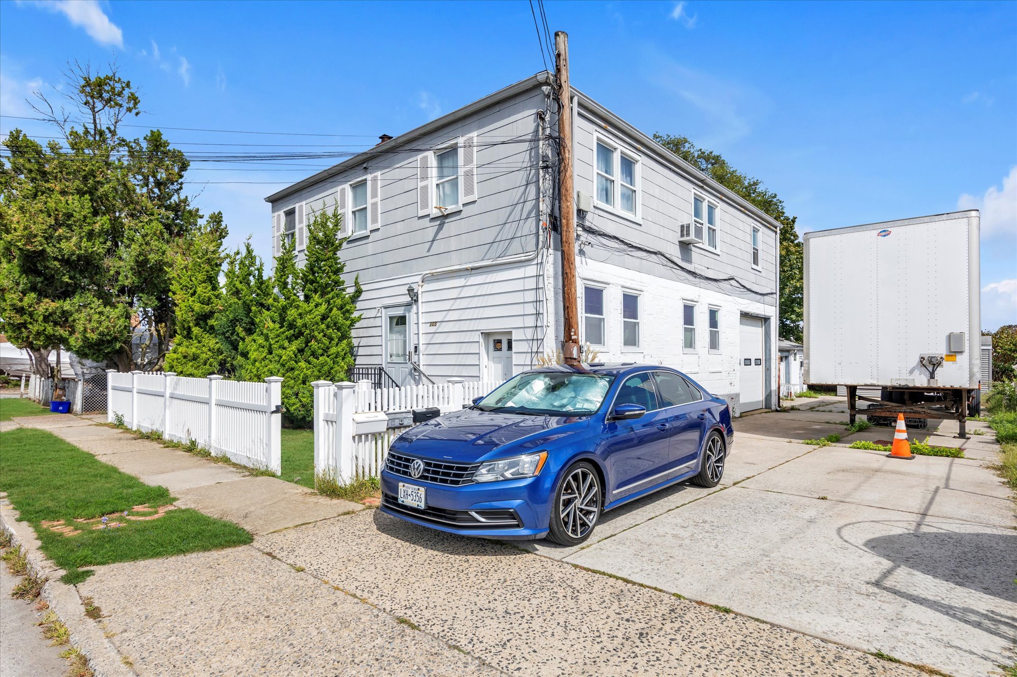 105 Eastern Blvd, Baldwin, NY à louer Photo intérieure- Image 1 de 7