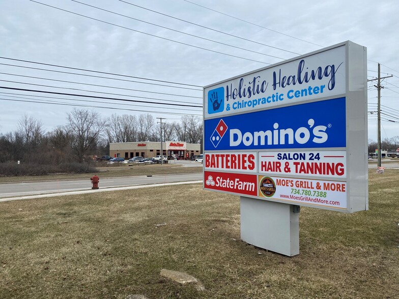 25 Jackson Industrial Dr, Ann Arbor, MI for lease - Building Photo - Image 3 of 4