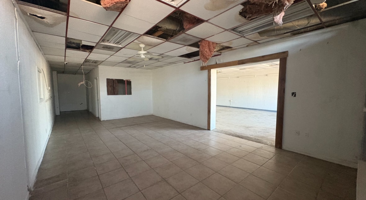 7013 N Shepherd Dr, Houston, TX for lease Interior Photo- Image 1 of 8