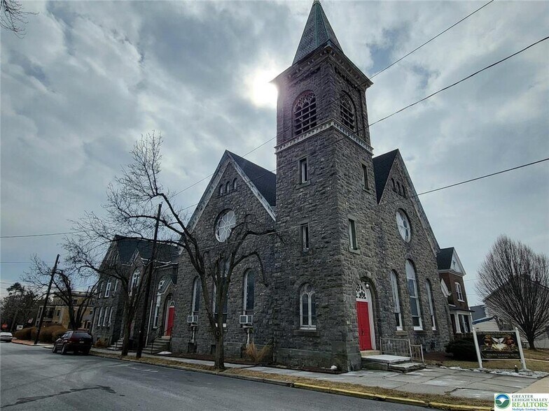 425-429 Walnut St, Catasauqua, PA à vendre - Photo du bâtiment - Image 2 de 19