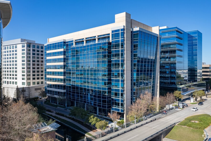4 Waterway Square Pl, The Woodlands, TX for lease - Building Photo - Image 1 of 6