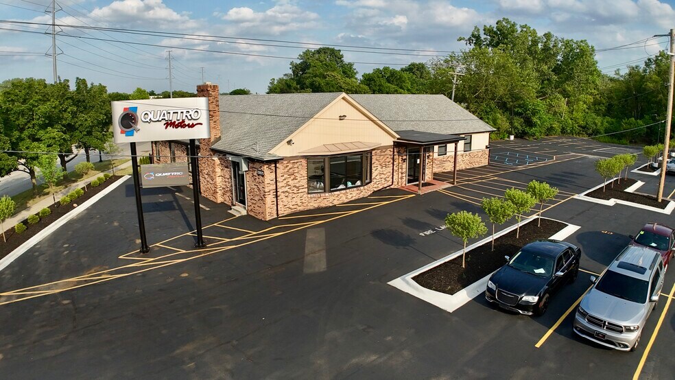 28975 Grand River Ave, Farmington Hills, MI à vendre - Photo du bâtiment - Image 3 de 27