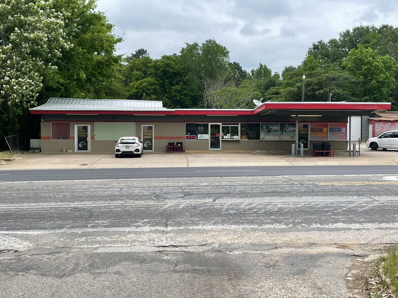 1925 E Main St, Nacogdoches, TX à vendre - Photo principale - Image 1 de 12