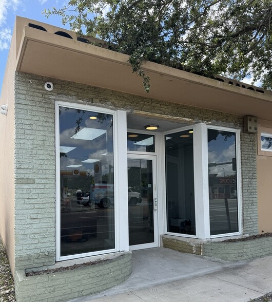 12501-12505 NW 7th Ave, North Miami, FL à louer - Photo du bâtiment - Image 2 de 11