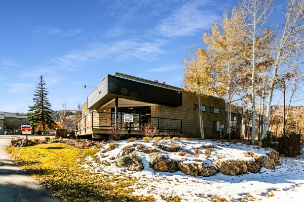 1105 Iron Horse Dr, Park City, UT for lease - Building Photo - Image 1 of 9