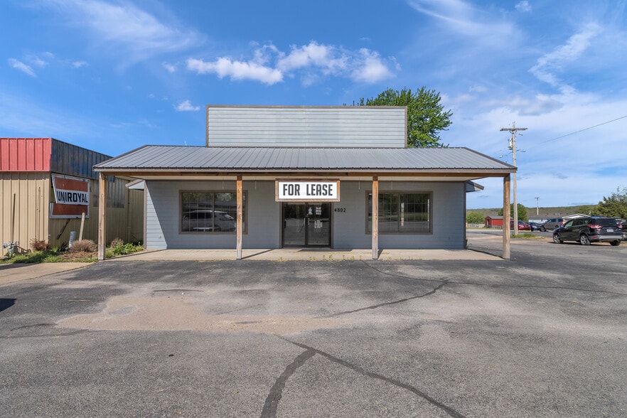 4802 S Muskogee Ave, Tahlequah, OK for lease - Primary Photo - Image 1 of 15