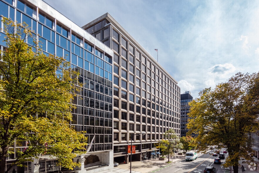 1101 17th St NW, Washington, DC à louer - Photo du bâtiment - Image 2 de 13