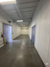 940 Stanford Ave, Los Angeles, CA for lease Interior Photo- Image 1 of 3