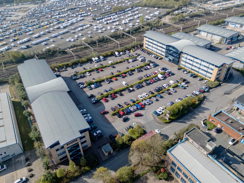 23 Goodlass Rd, Liverpool à louer - Photo du bâtiment - Image 2 de 44