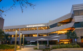 Plus de détails pour 140 S State College Blvd, Brea, CA - Bureau à vendre