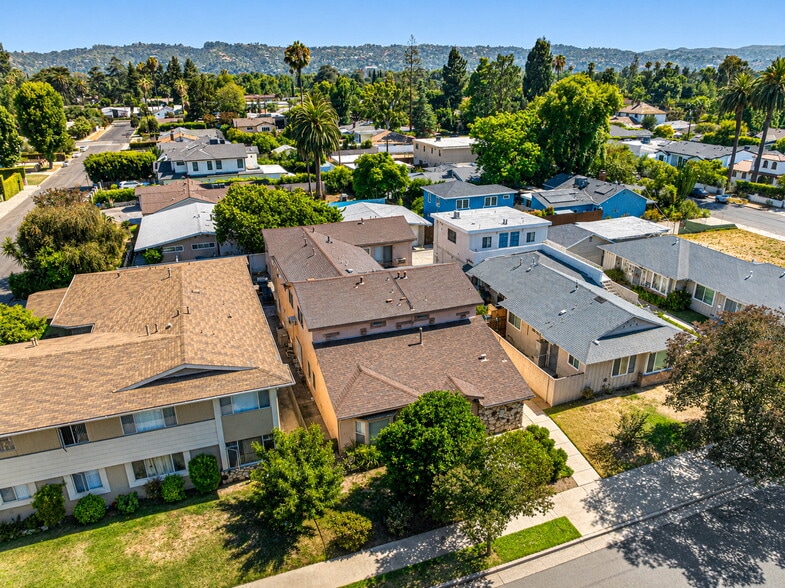13444 Burbank Blvd, Sherman Oaks, CA for sale - Building Photo - Image 3 of 10