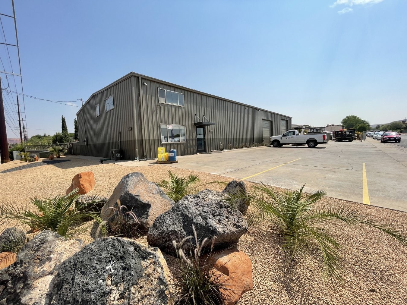 1032 N Dixie Downs Rd, St George, UT for lease Primary Photo- Image 1 of 2
