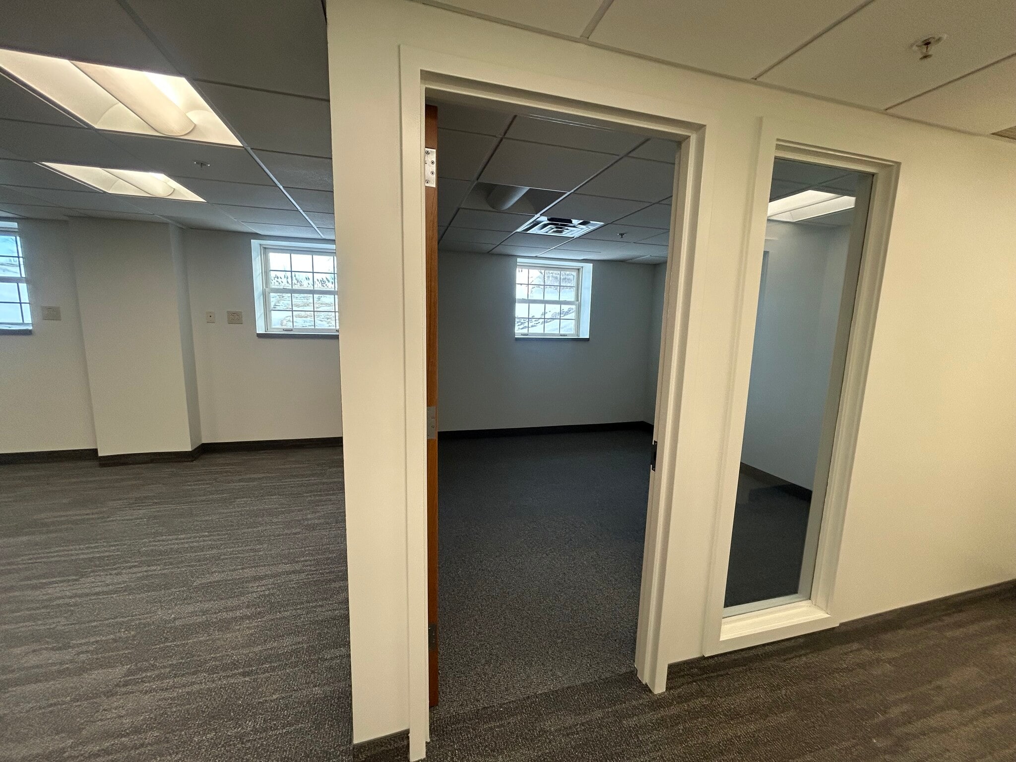 75 Thruway Park Dr, West Henrietta, NY for lease Interior Photo- Image 1 of 9