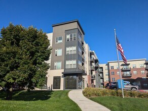 5022 American Pky, Madison, WI for lease Building Photo- Image 2 of 5