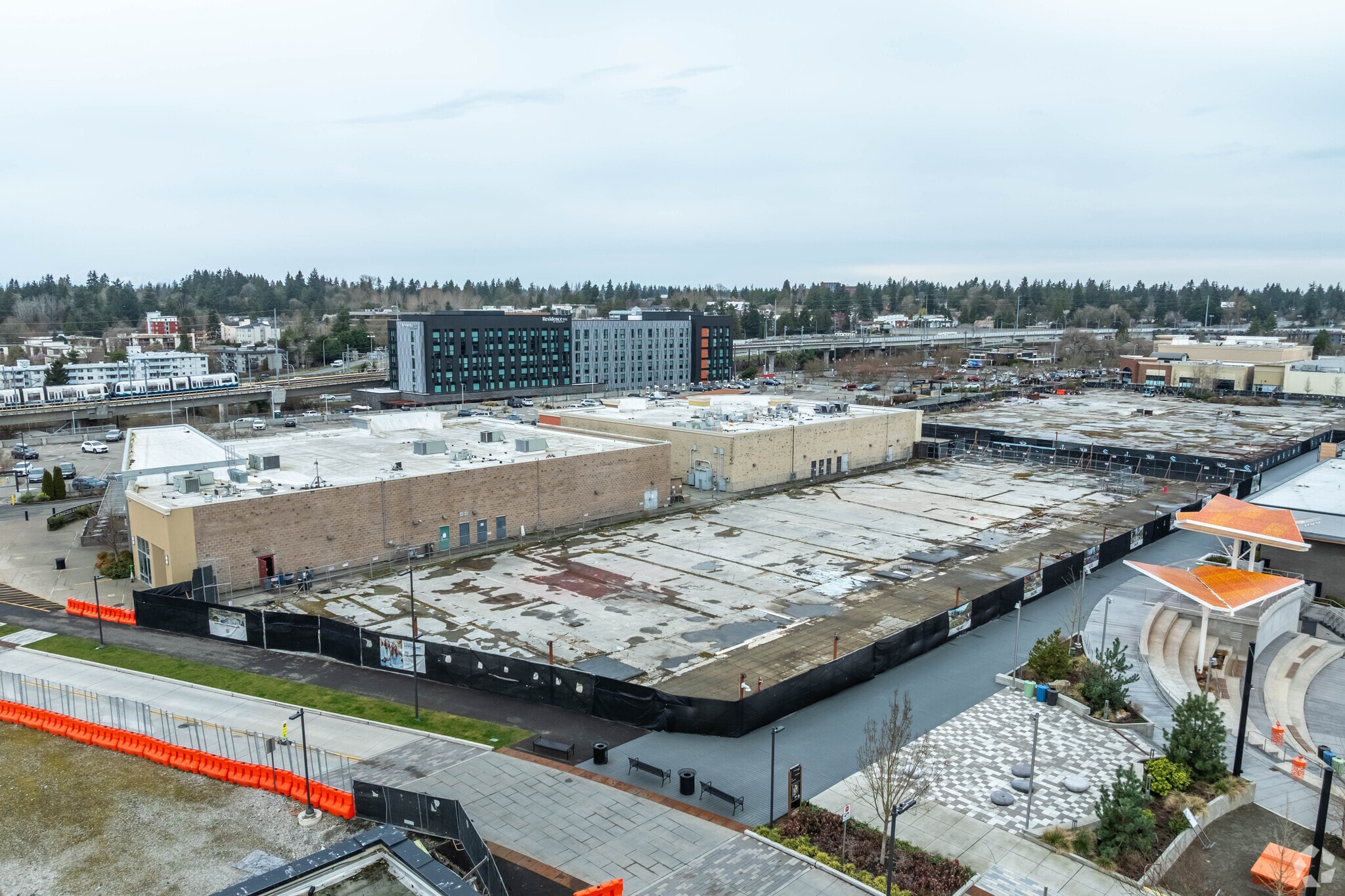 401 NE Northgate Way, Seattle, WA for lease Primary Photo- Image 1 of 5