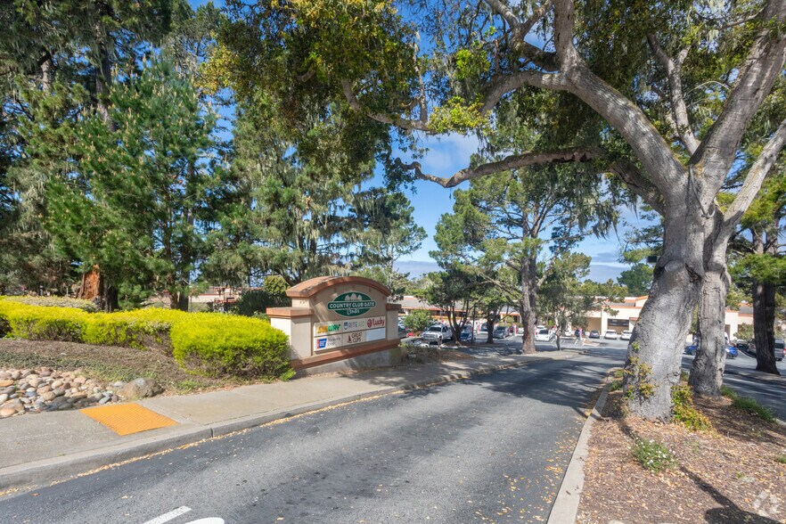 120-220 Country Club Ctr, Pacific Grove, CA à louer - Photo du bâtiment - Image 2 de 6