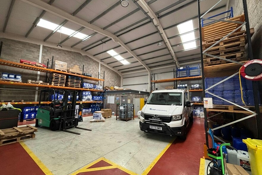 Carnegie Rd, Glasgow for sale - Interior Photo - Image 3 of 6