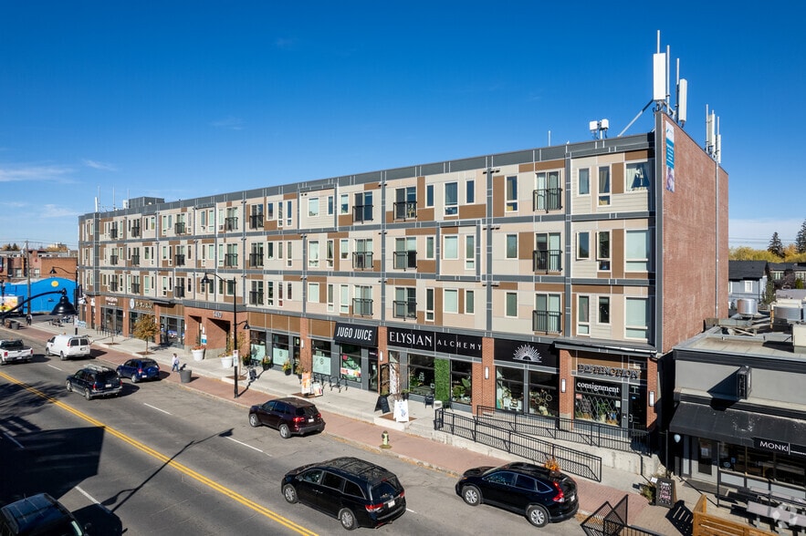 1410 9th Ave SE, Calgary, AB à louer - Photo du bâtiment - Image 2 de 5