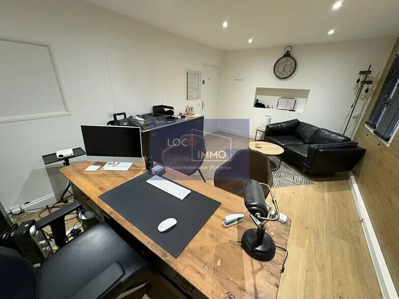 Flex in Bruges for lease - Interior Photo - Image 2 of 9