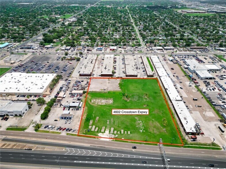 4602 Crosstown expy, Corpus Christi, TX à vendre - Photo du bâtiment - Image 2 de 13