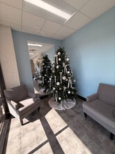 2333 Aldine Mail Rd, Houston, TX for lease Interior Photo- Image 1 of 5