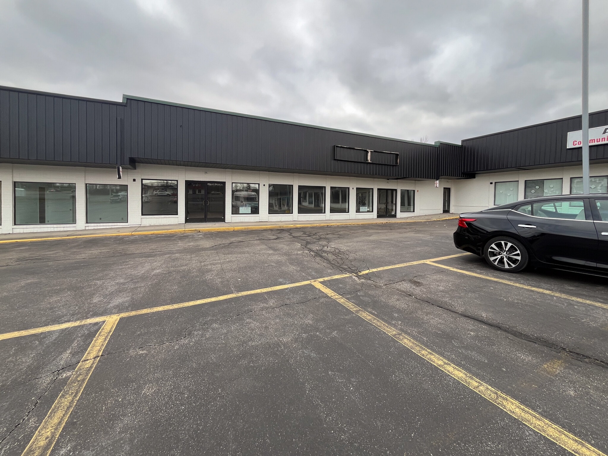 4462-4498 Marie Dr, Middletown, OH à louer Photo intérieure- Image 1 de 2