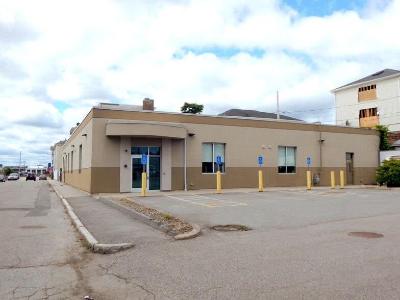 267 Shrewsbury St, Worcester, MA for lease - Building Photo - Image 3 of 6