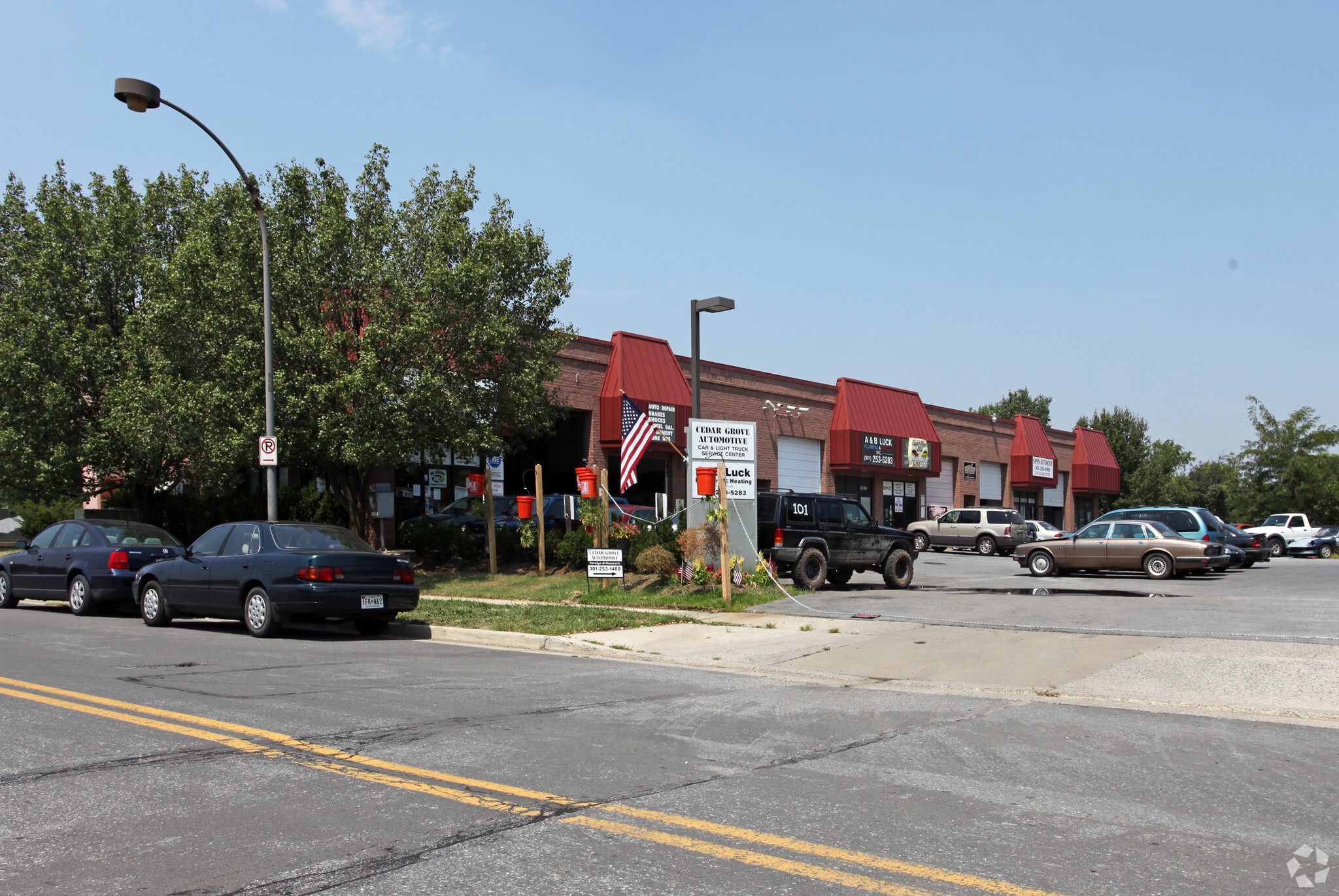 10001 Lewis Dr, Damascus, MD for sale Primary Photo- Image 1 of 21