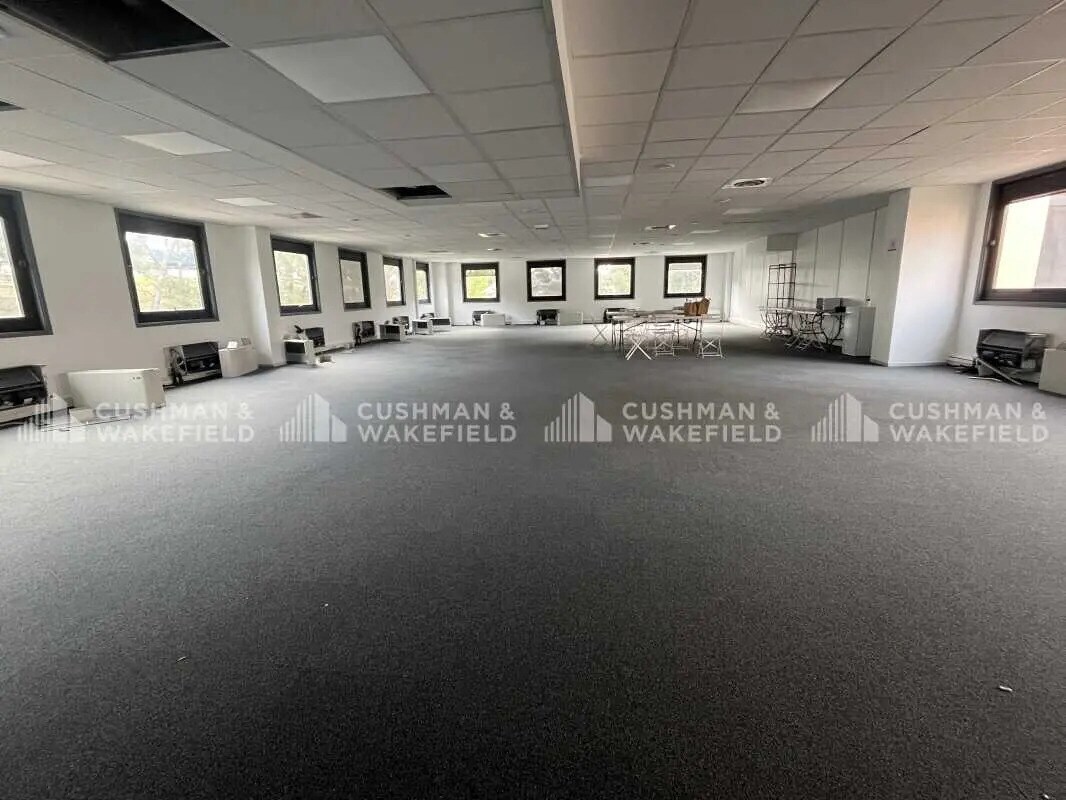 Chemin De La Bastide Blanche, Vitrolles à louer Photo intérieure- Image 1 de 1