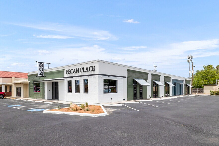 804 Pecan Blvd, McAllen, TX à louer - Photo du bâtiment - Image 1 de 20