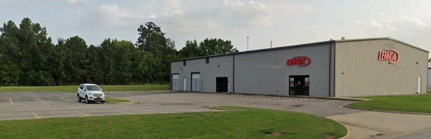 1400 Commerce Ct, Fort Smith, AR à louer - Photo du bâtiment - Image 2 de 2