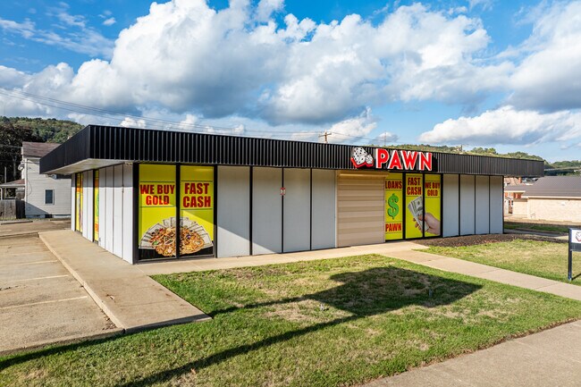 More details for 226 Washington St, Newell, WV - Retail for Sale