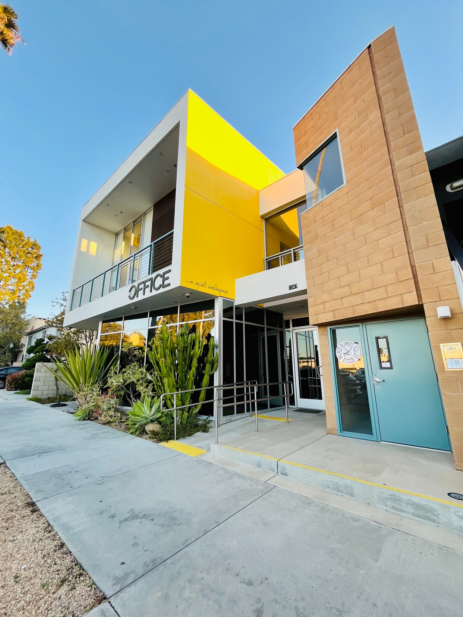 1347 19th St, Santa Monica, CA for lease Primary Photo- Image 1 of 8